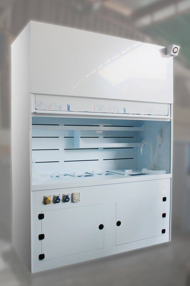 Polypropylene Fume Hood, ducted, (mm) 2420 x 920 x 2420