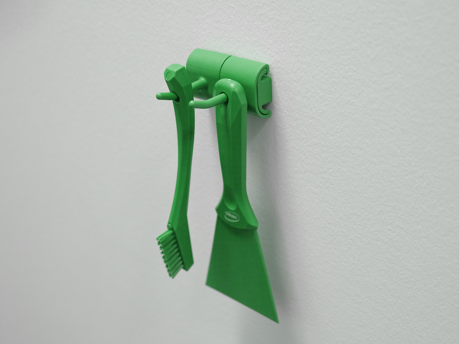 Vikan Hygienic Wall Bracket, Double Hook Module, 83 mm, Green