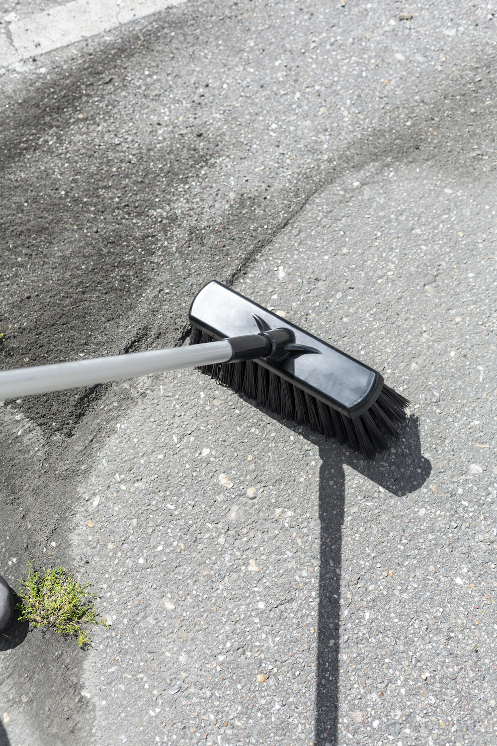 Broom, 330 mm, Very hard, Black