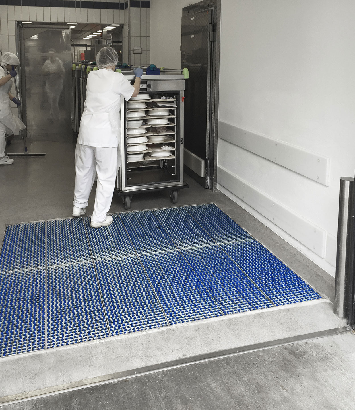 ProfilGate® i55 Aqua wet cleaning and disinfection system, WLH (mm) 1115 x 1995 x 55, 1 x V2A-Tray, 6 x Grate