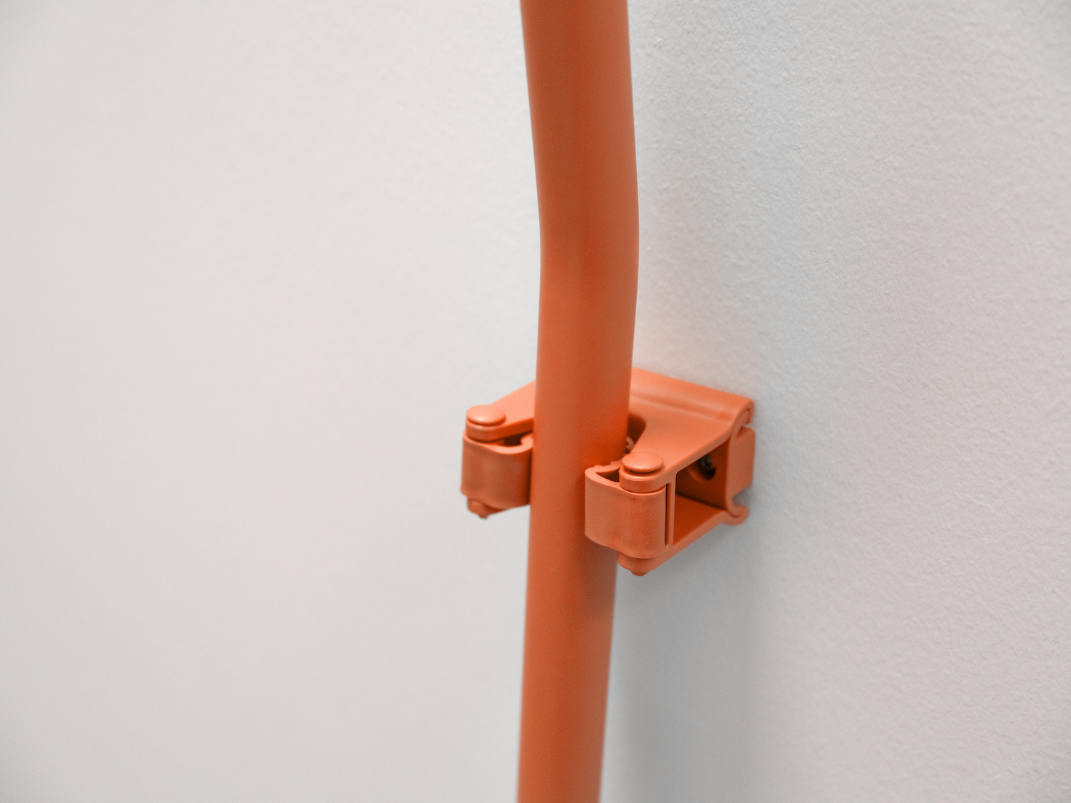 Vikan Hygienic Wall Bracket, Grip Band Module, 83 mm, Orange