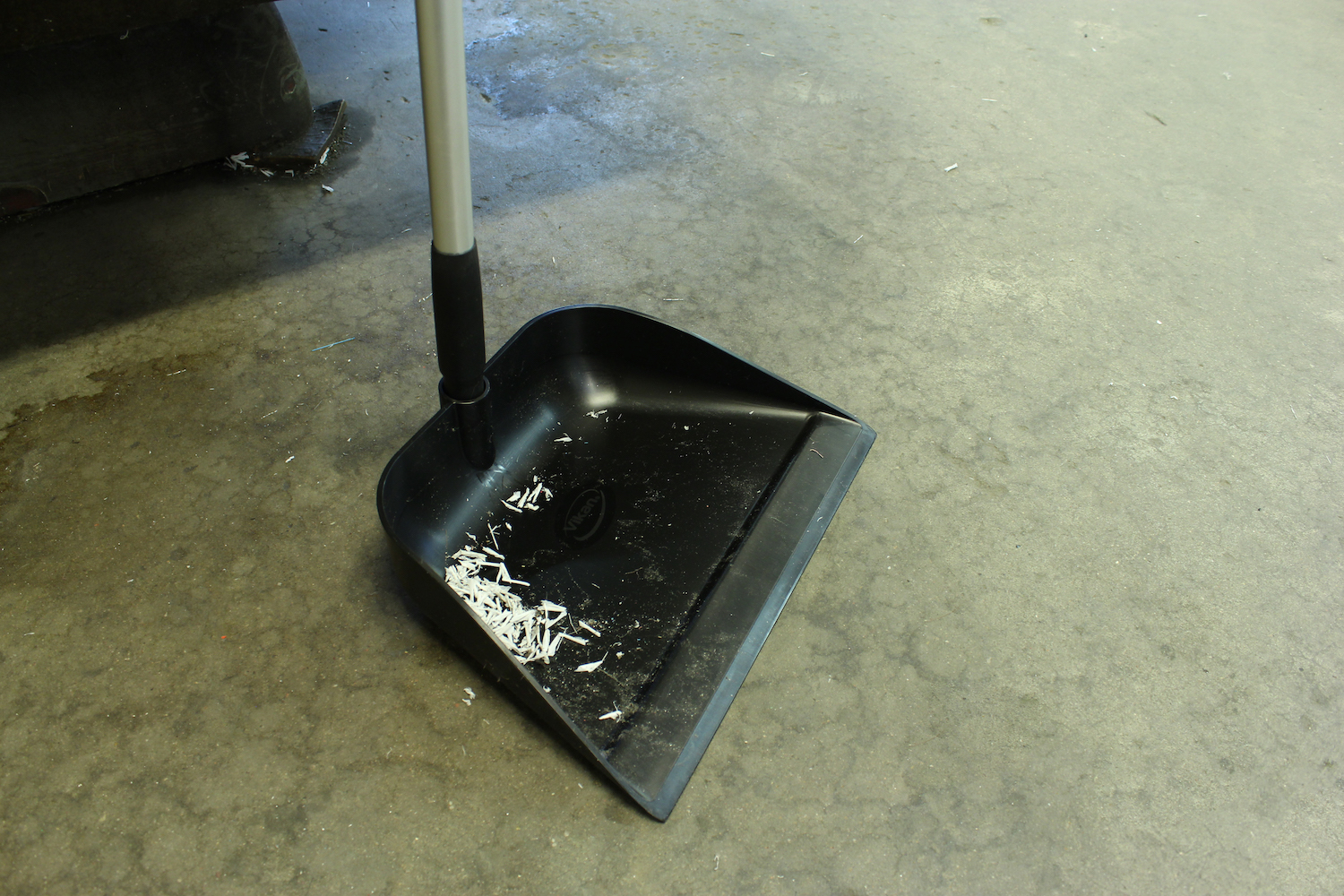 Upright dustpan, 330 mm, Blue