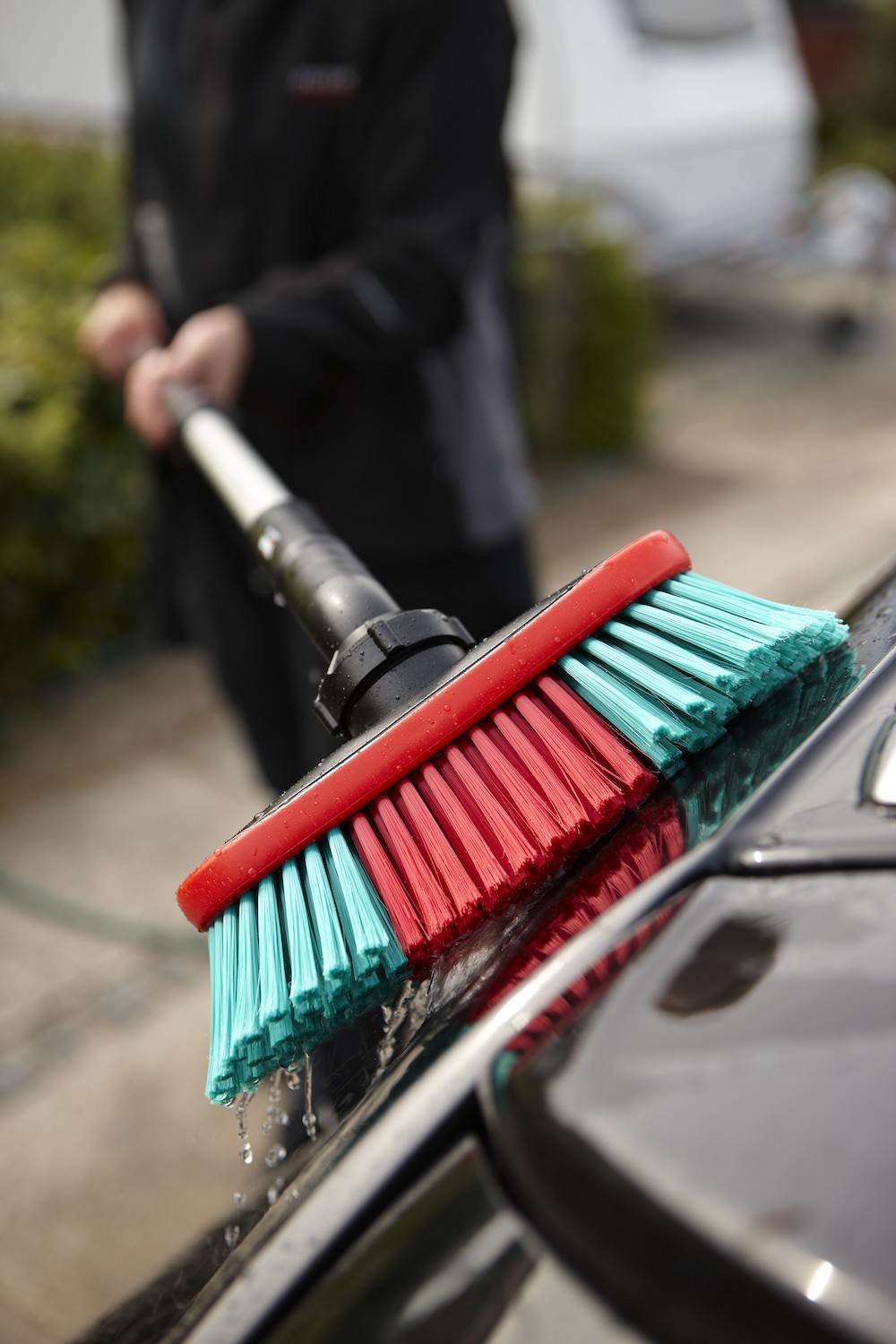 Vehicle Brush, waterfed, 250 mm, Soft/split, Black