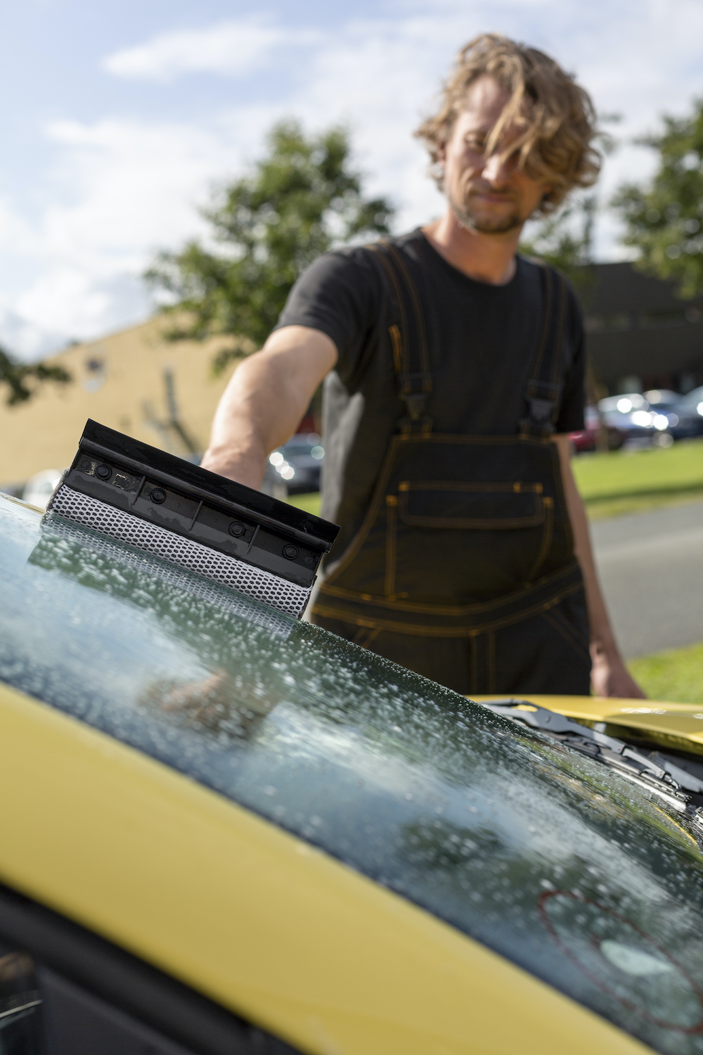 Windscreen Scraper w/Sponge, 515 mm, Black