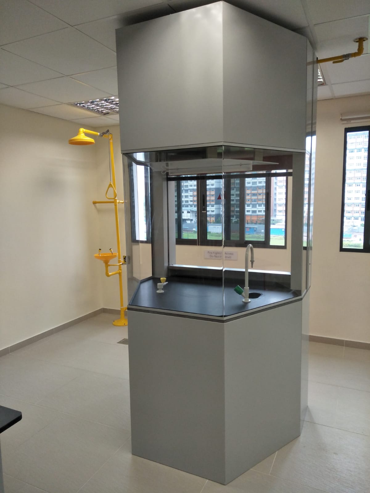 Advancelab School Demo Fume Hood, ducted, (mm) 1820 x 1000 x 2420