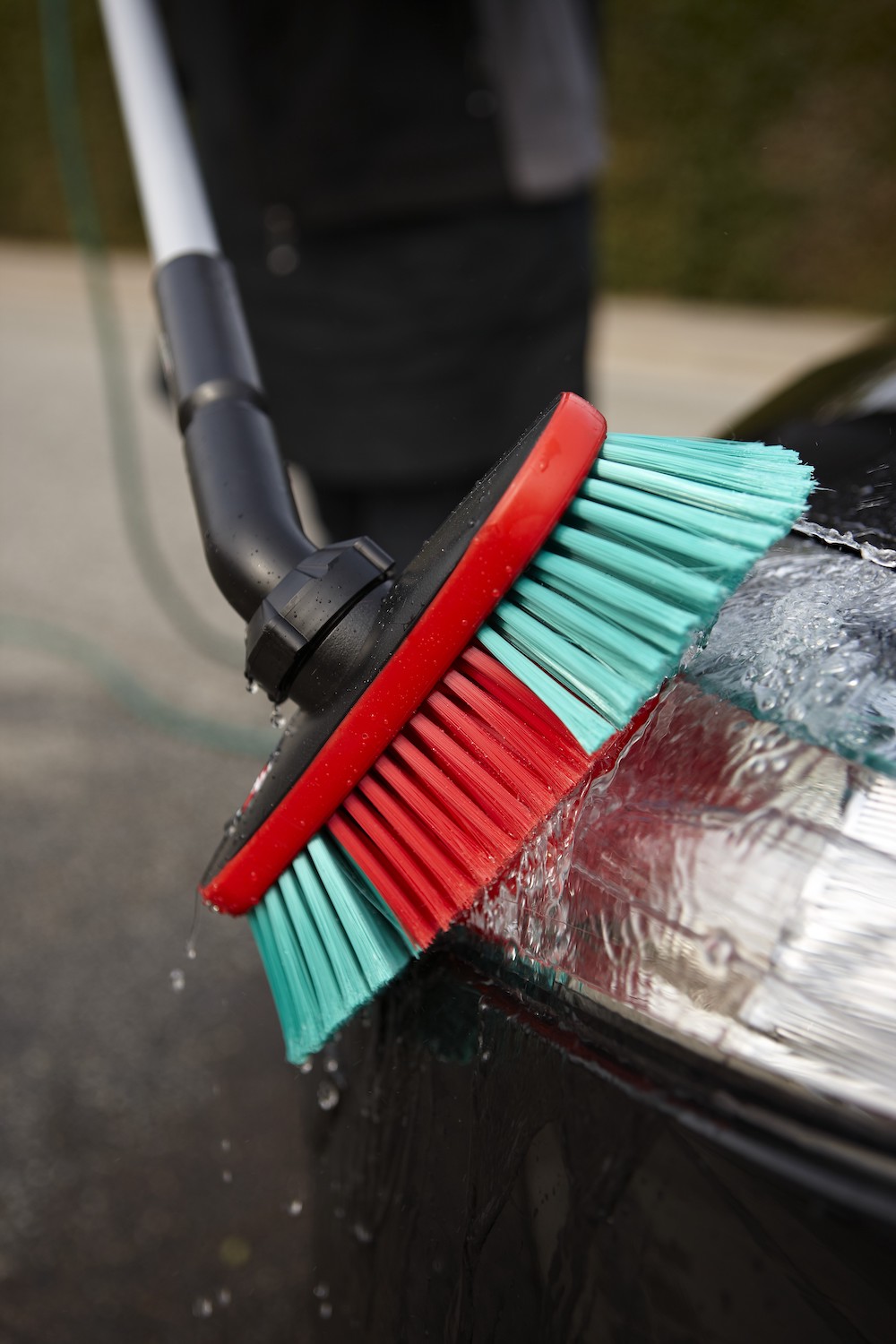 Vehicle Brush, waterfed, 250 mm, Soft/split, Black