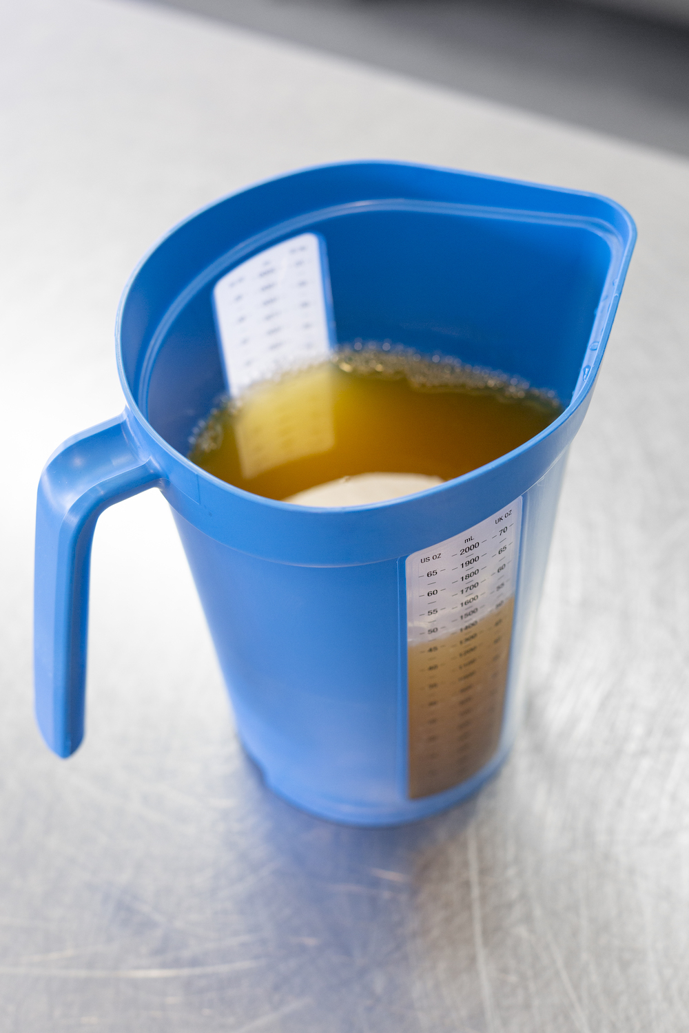 Measuring jug, 2 litre, , Yellow